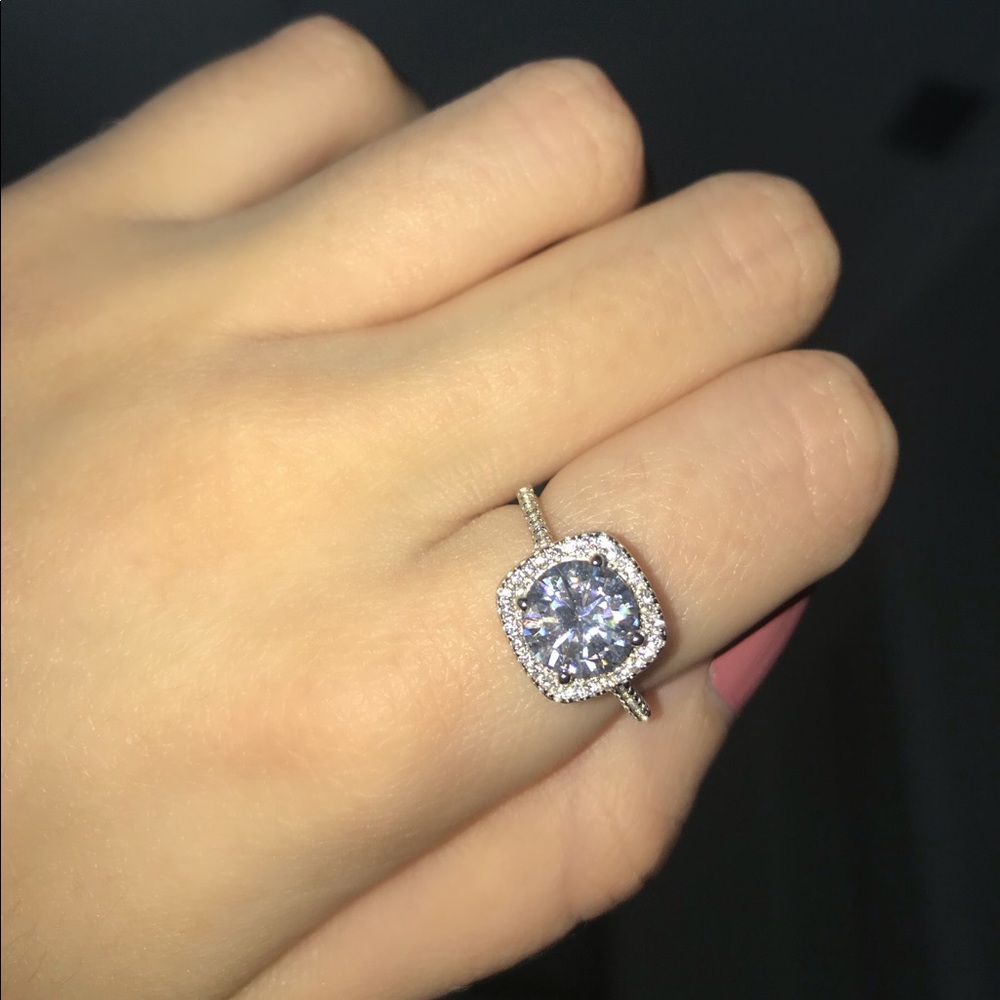 925 Sterling Silver Cubic Zirconia Ring